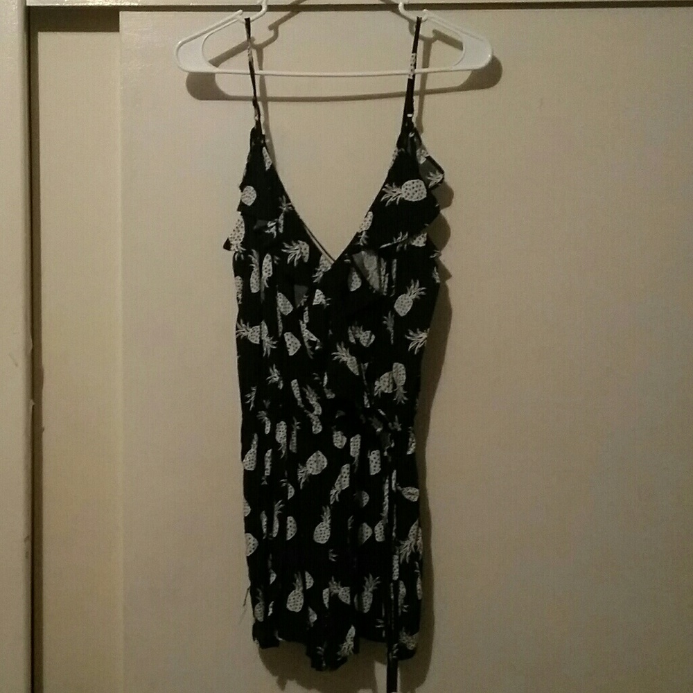 Mimi Chica Pineapple Print Romper (M)